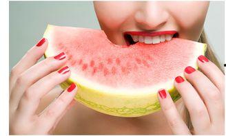 怀孕梦到自已吃瓜,瓜果飘香，孕育新生命的甜蜜预兆