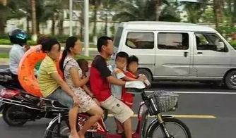 电瓶车吃瓜,揭秘电瓶车界的“网红”现象