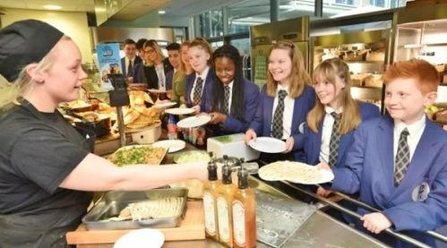 校园政坛吃瓜网,揭秘校园政坛背后的“吃瓜”故事