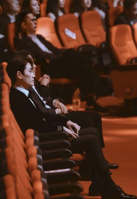 娱乐吃瓜号配音