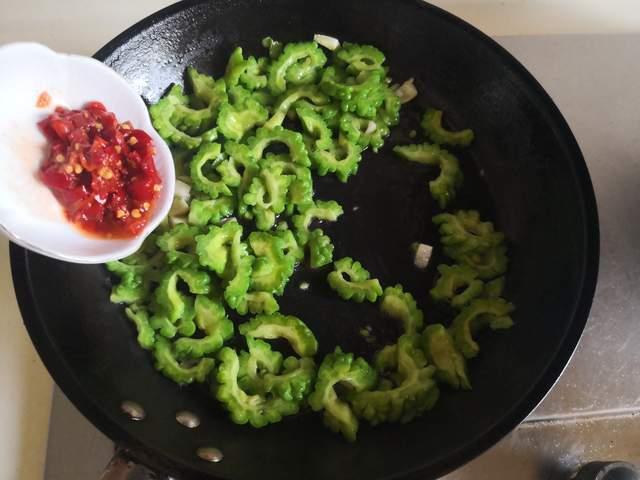 小碗吃瓜,揭秘娱乐圈那些不为人知的幕后故事