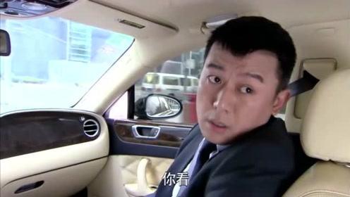 后排吃瓜少女是谁,后排吃瓜少女，网络红人背后的故事