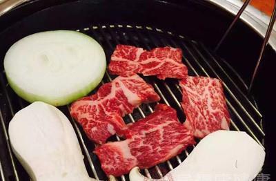 牛肉和蓝瓜一起吃  第1张