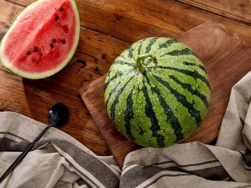 上海吃瓜小妹,揭秘沪上美食圈的那些事儿  第3张