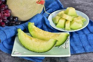 蜜瓜网纹瓜孕妇可以吃吗,孕妇食用指南与注意事项  第2张